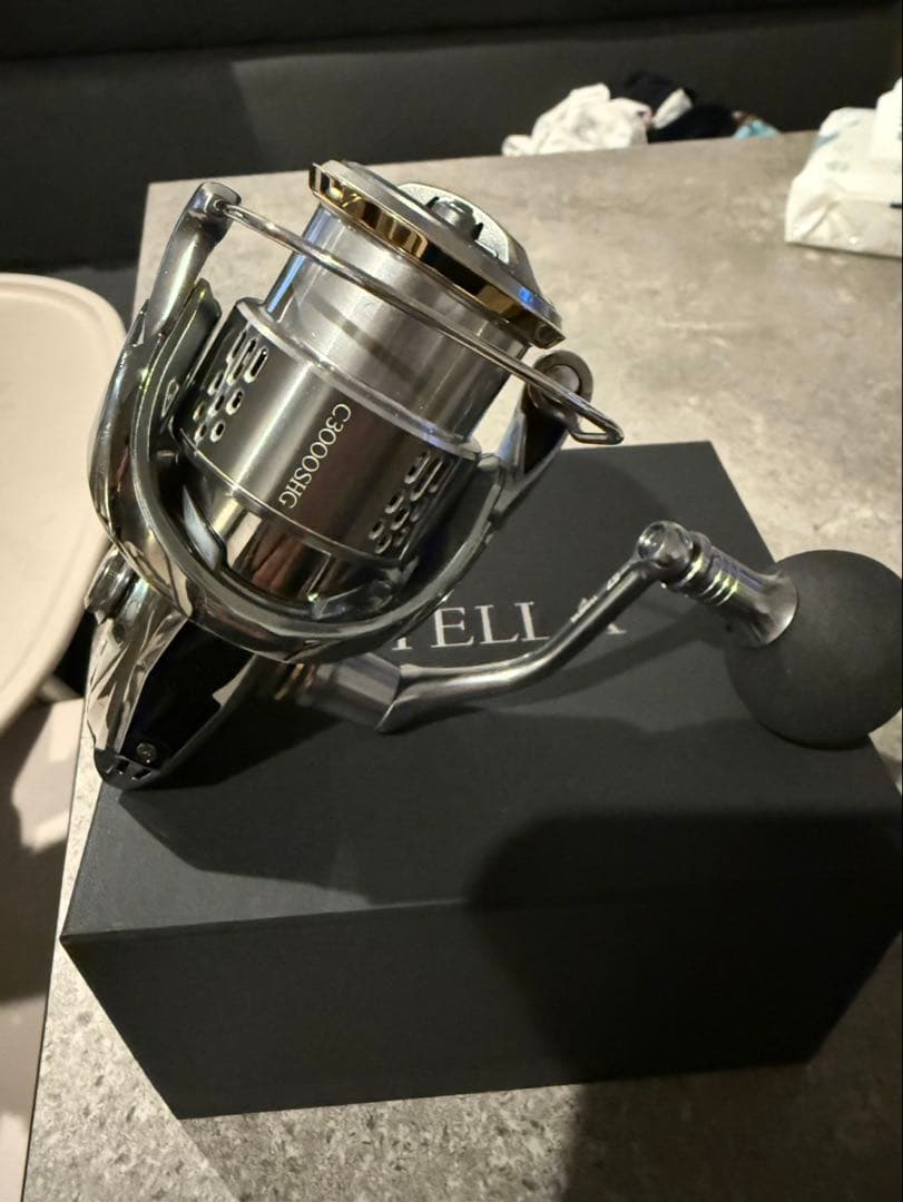 シマノ 18 ステラ C3000SHG