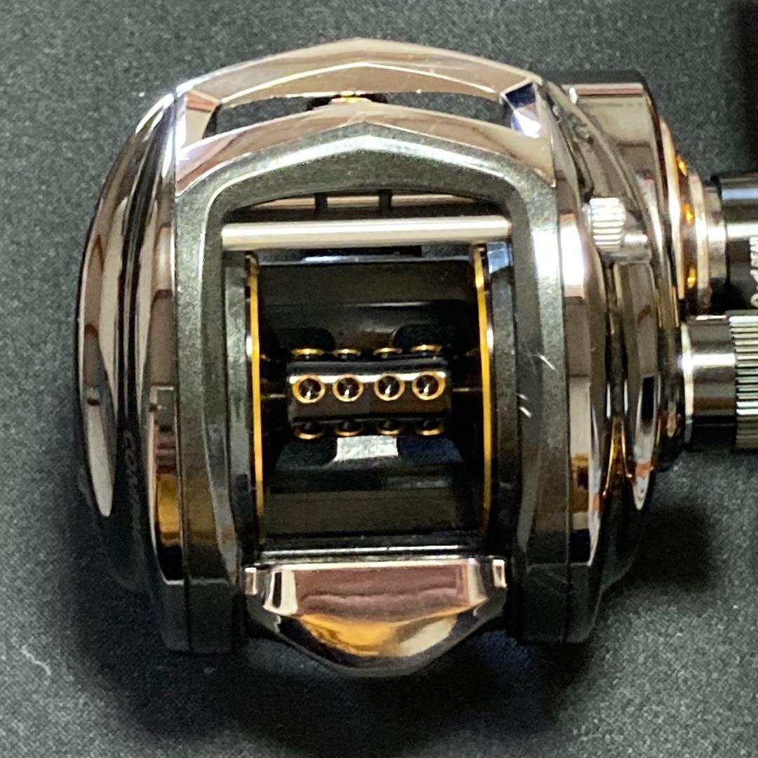 アブガルシア REVO BIGSHOOTER COMPACT 8