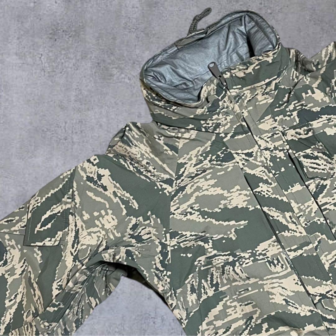 APECS激レアサイズXSエアフォースタイガーストライプゴアテックスパーカー