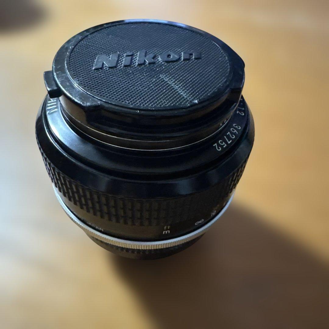 NIKKOR 55mm f/1.2 単焦点レンズ