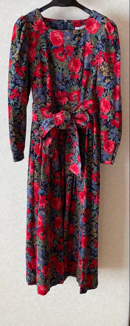 ローラアシュレイ ワンピース 長袖 花柄 ９号 スクエアネック パフスリーブ