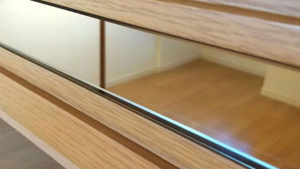 取り引き中☆ 他の方は購入なさらないでください☆ 天然木製箪笥 内側桐材 鏡つき