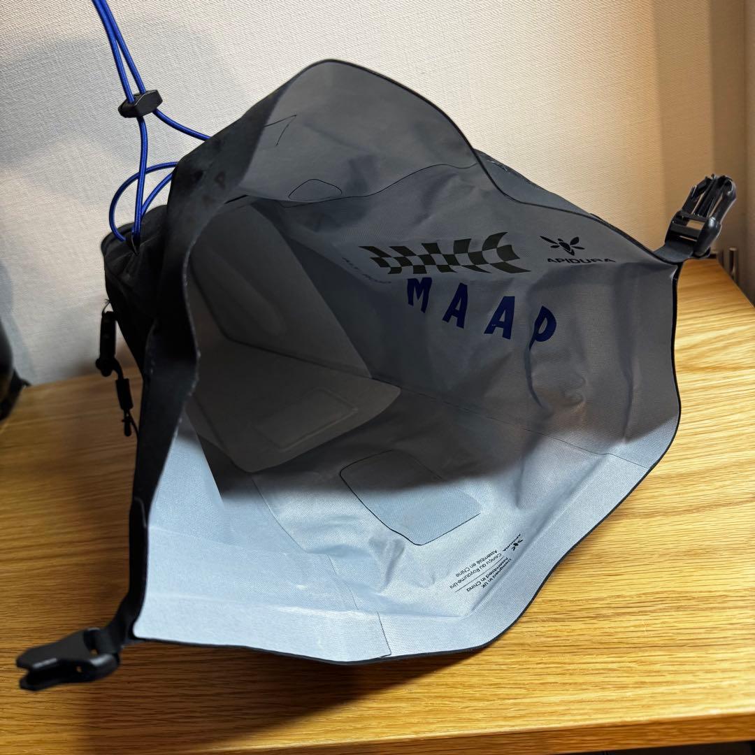  x Apidura サドルバッグ (7L)