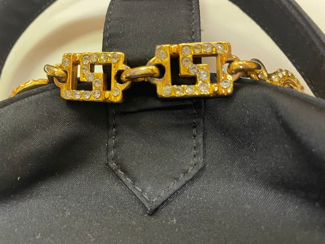 ジャンニ・ヴェルサーチ メデューサ ナイロン ショルダーバッグ ブラック