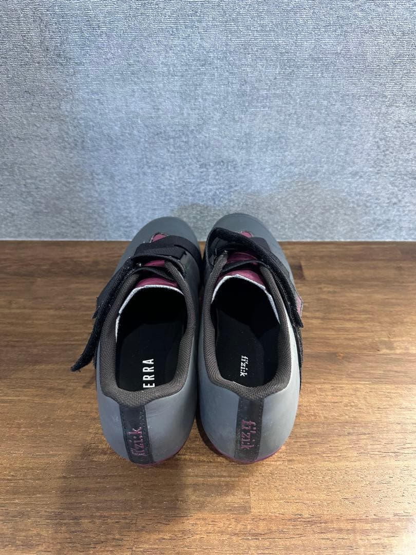 fi'zi:kのビンディングシューズ TERRA POWERSTRAP X4