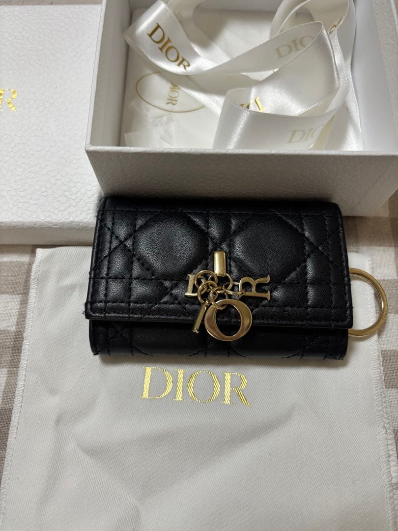 Dior ブラック キルティングキーケース