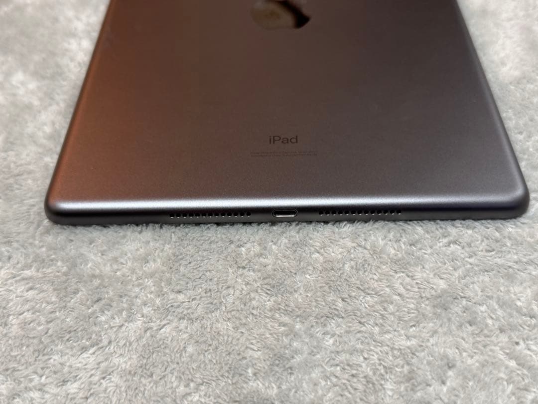 iPad第7世代　Wi-Fiモデル　32GB