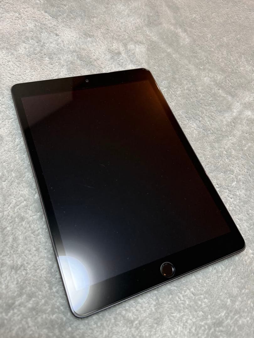 iPad第7世代　Wi-Fiモデル　32GB