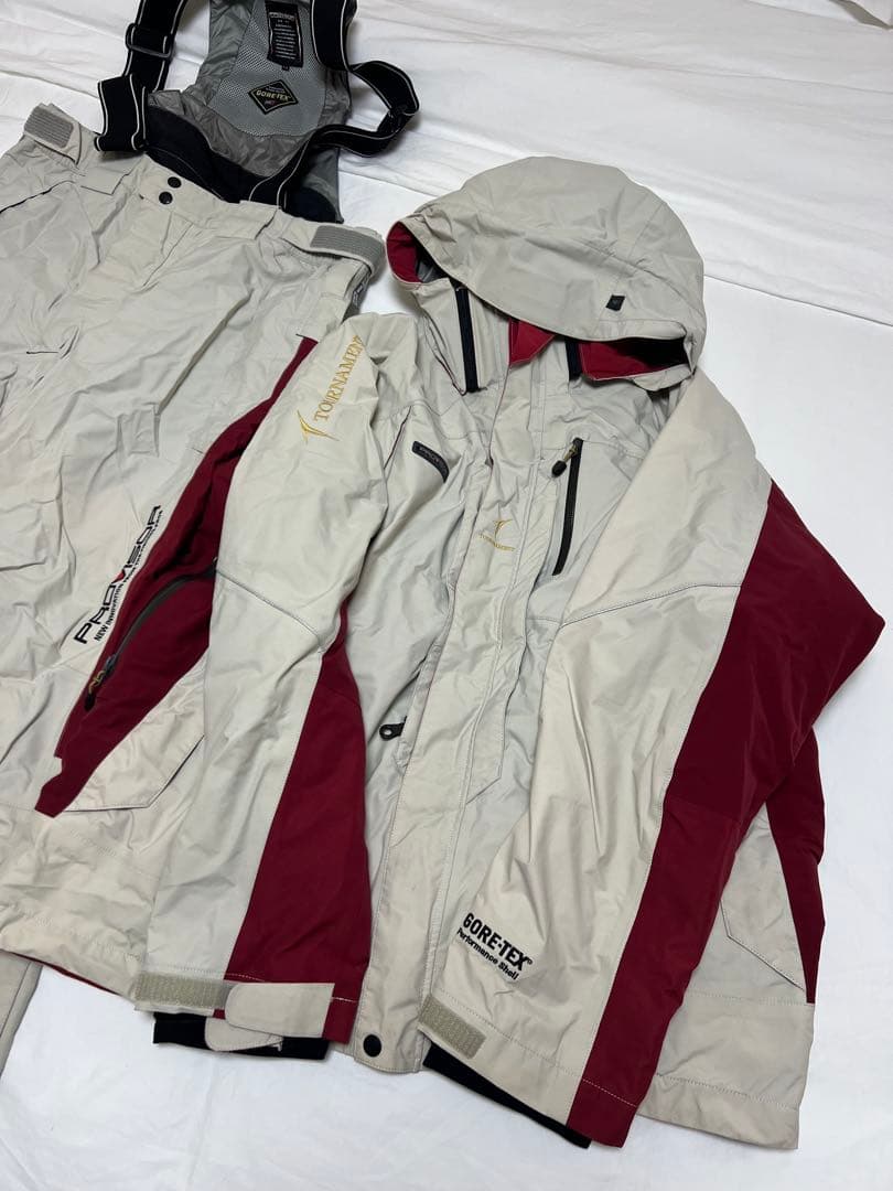 ダイワ トーナメント TOURNAMENT GORE-TEX レインウェア