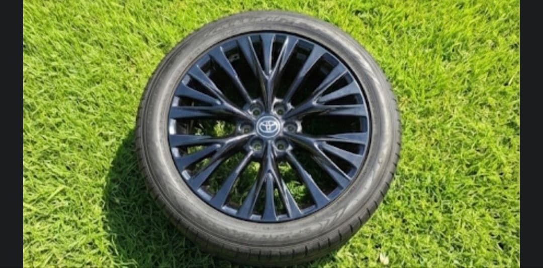 ヴェルファイア タイヤホイール 1