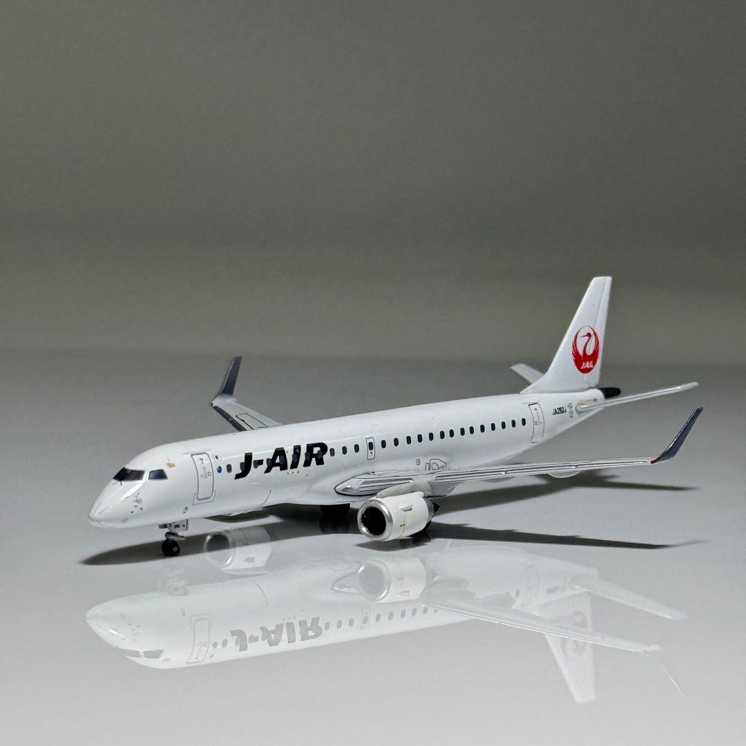 1/400 JCWings J-AIR Embraer E190STD日本航空