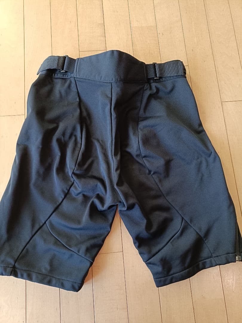 ONYONE ブラックスキー ハーフパンツOサイズ