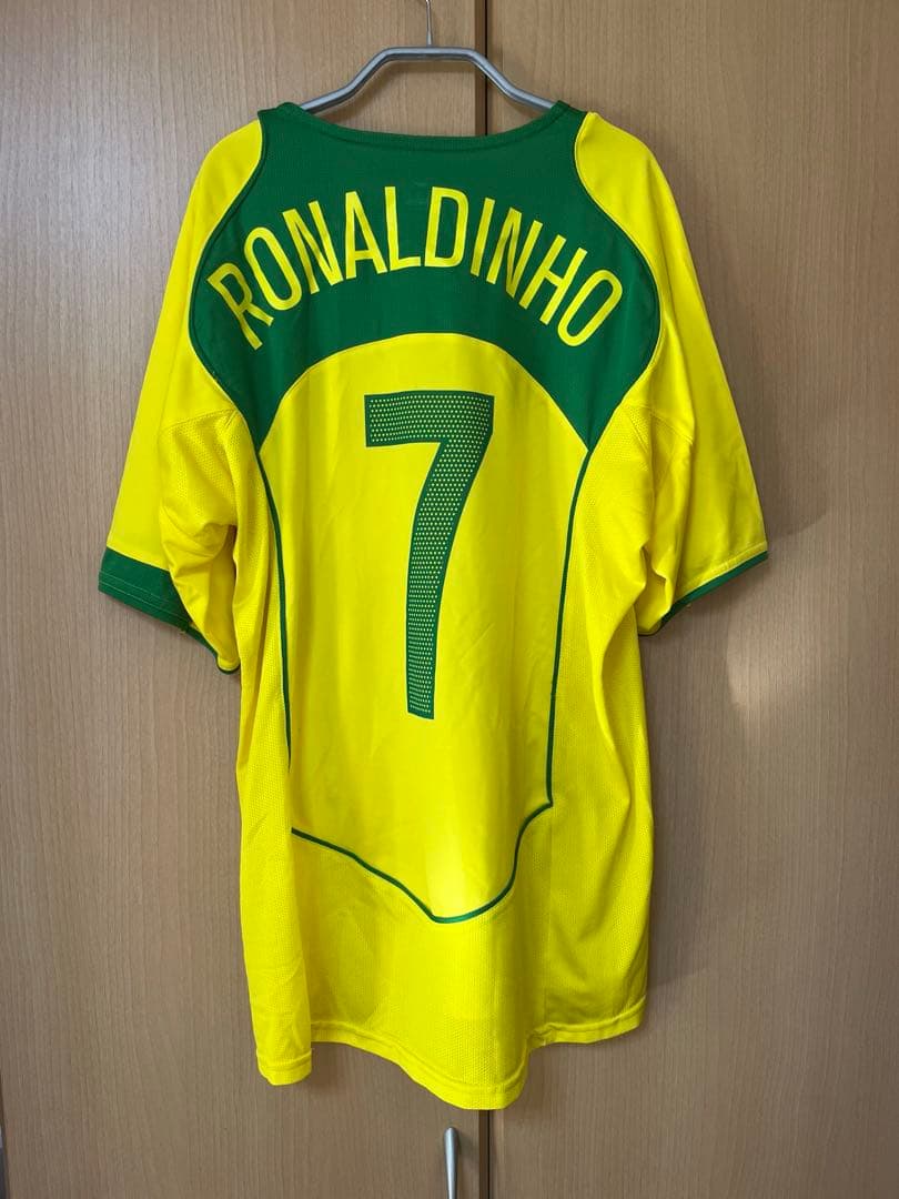 u*f様 ★最終値下げ！【希少・美品・送料込み】ロナウジーニョ 04-05ブラジ