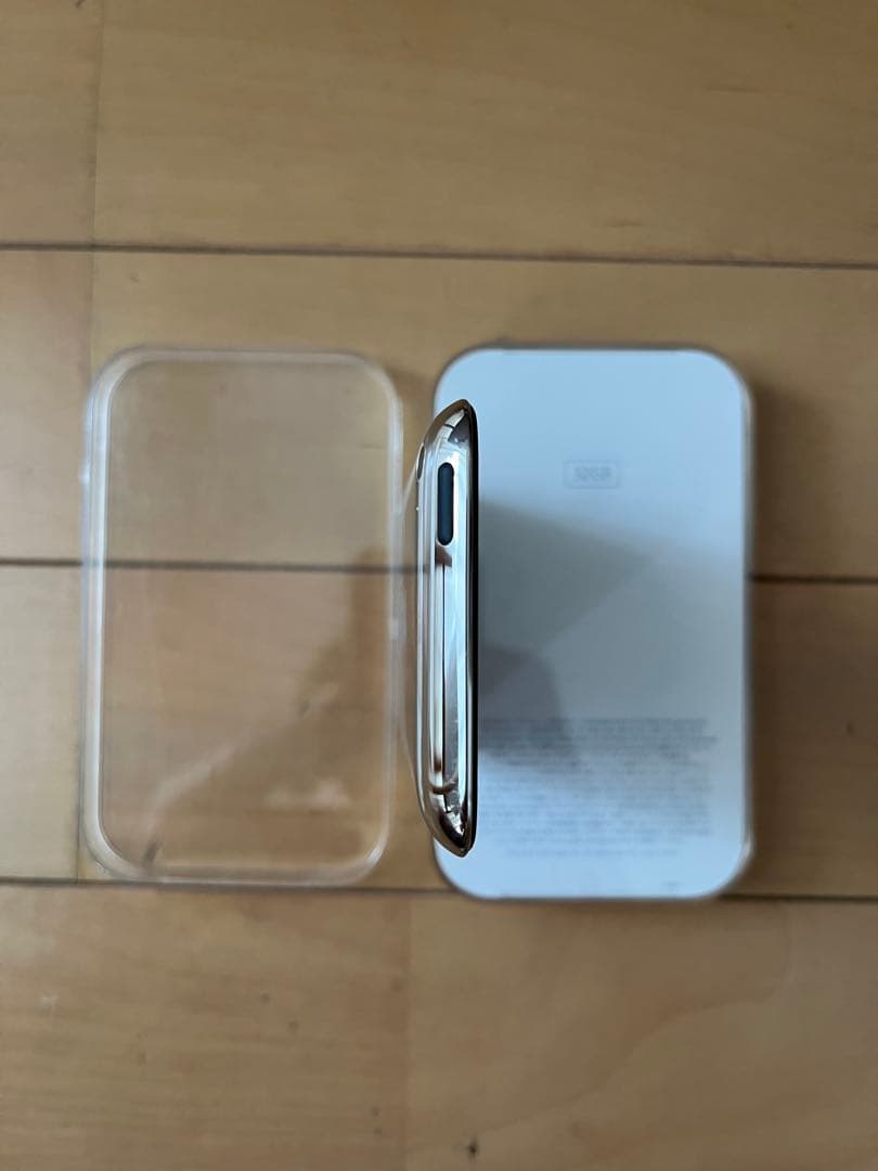 ☆美品 iPod touch 3世代　32GB