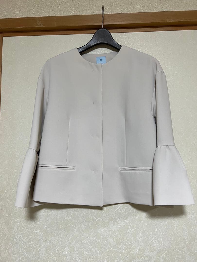 組曲　コンフォートダブルドレープ ノーカラージャケット 入学式　卒業式