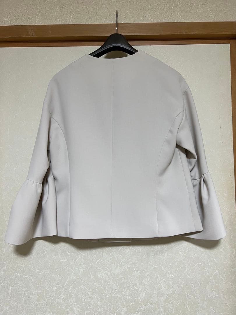 組曲　コンフォートダブルドレープ ノーカラージャケット 入学式　卒業式