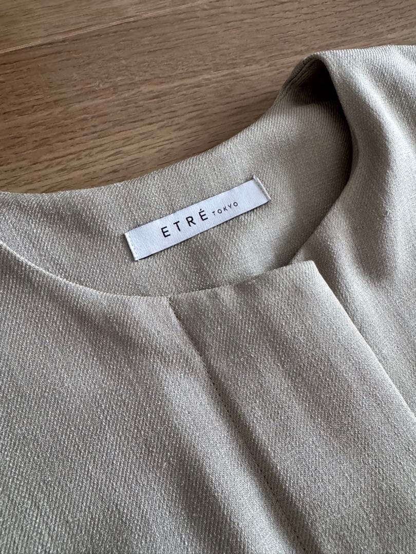 ETRÉ TOKYO ベージュ サロペット ノースリーブ