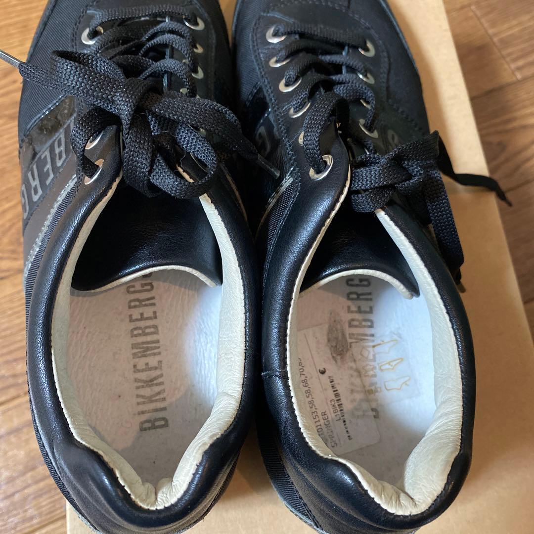 ビッケンバーグ スニーカー