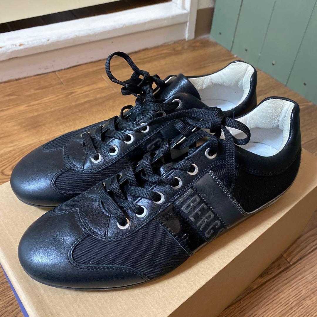 ビッケンバーグ スニーカー