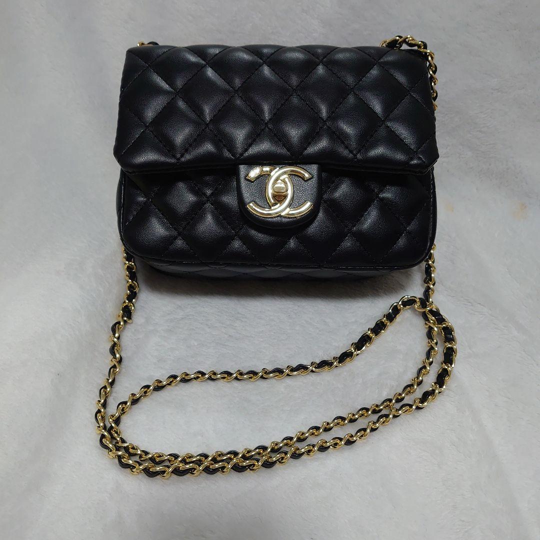 ノベルティブラックショルダーバッグ キルティング