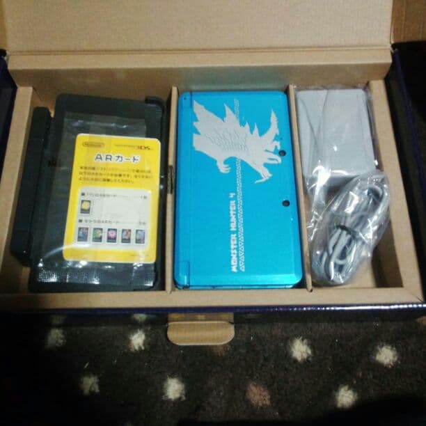3DSモンハン使用＋カセット
