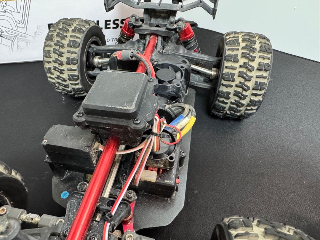 DEERC 14210 ブラシレスRCカー 1/14 時速76km/h