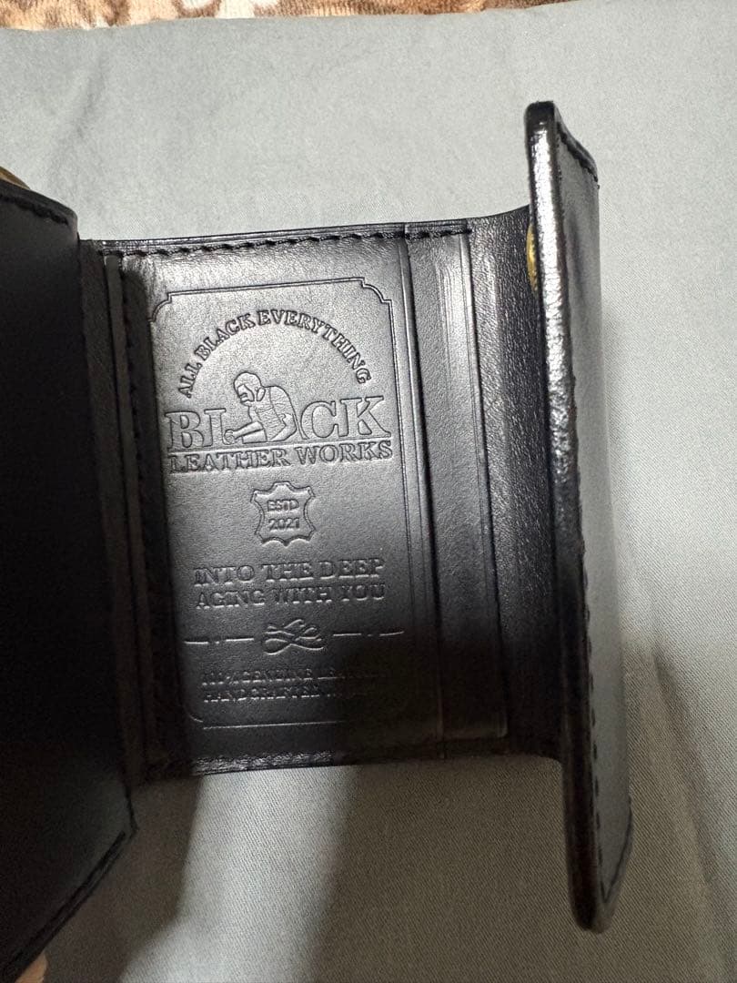 BLACK LEATHER WORKS コンパクトウォレット