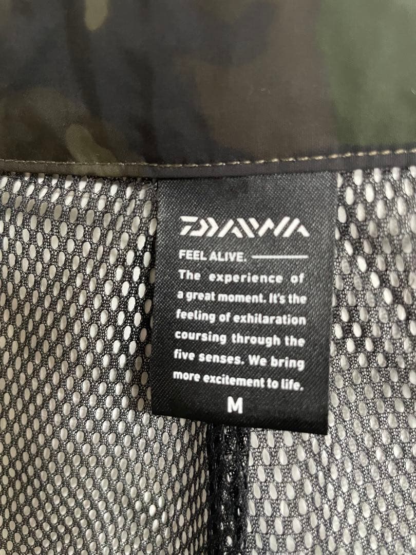 じ*じ様 美品　ダイワ　ハーフパンツ　迷彩