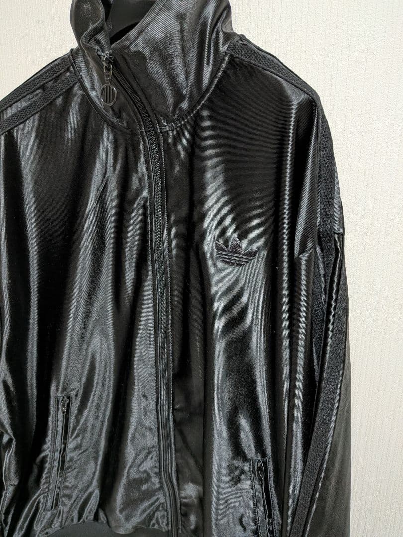 adidas ファイヤーバードメタリックトラックトップ ブラック サイズL