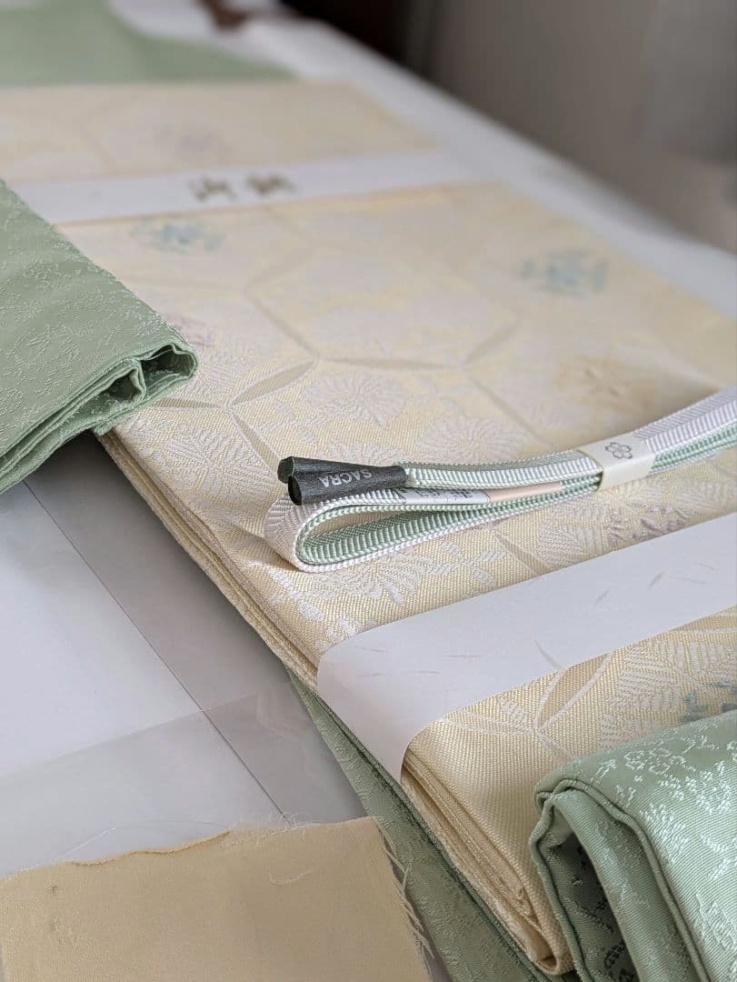 国産蚕綾織御召切子綾織胴抜き仕立 正絹西陣織橋本テル亀甲花菱文様高級袋帯