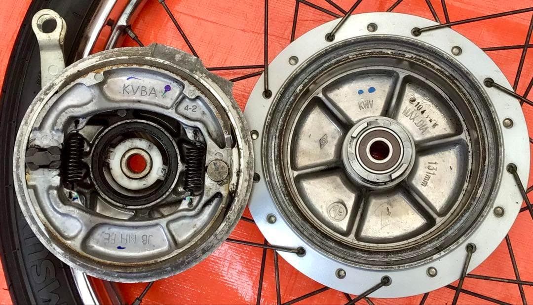 もりのめぐぅ☆【デカドラム】スーパーカブ110（JA07） 前・後ホイール