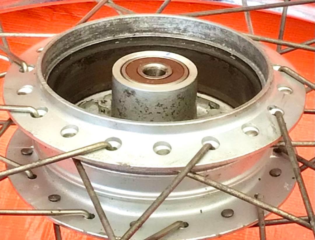 もりのめぐぅ☆【デカドラム】スーパーカブ110（JA07） 前・後ホイール