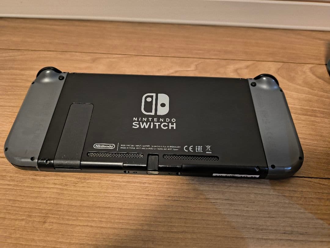 Nintendo Switch 本体 （SDカード付き）
