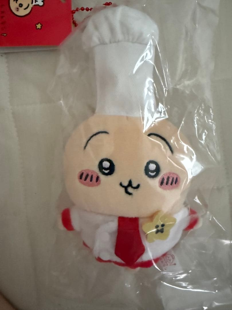 ちいかわレストラン コックさんなマスコット　キッチン担当なマスコット　バッジ