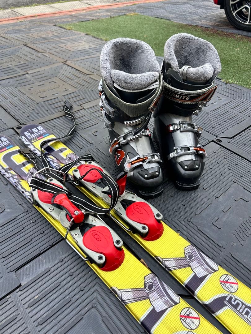 サロモンショートスキー　スキーブーツ2点セット