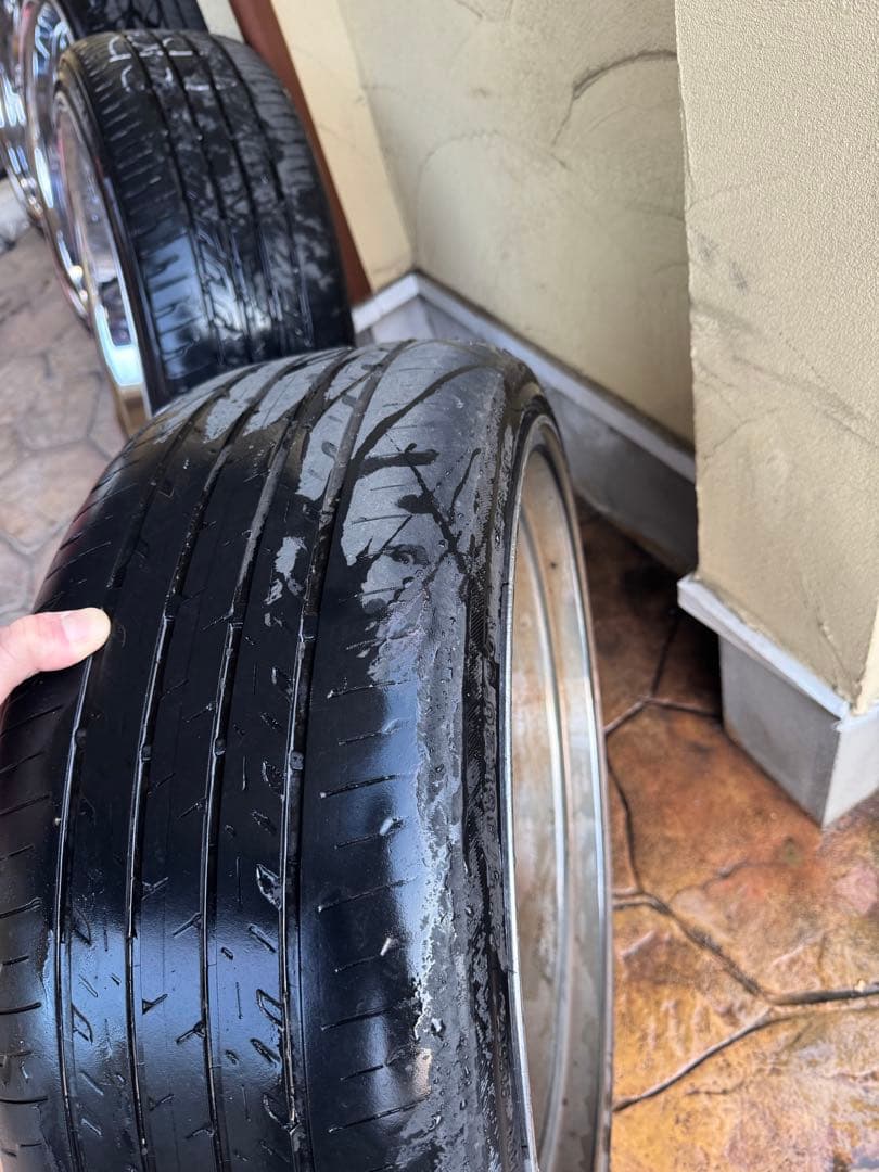 けー様　ハイエース　ファブレス　20インチ4本　(新品タイヤ付き)