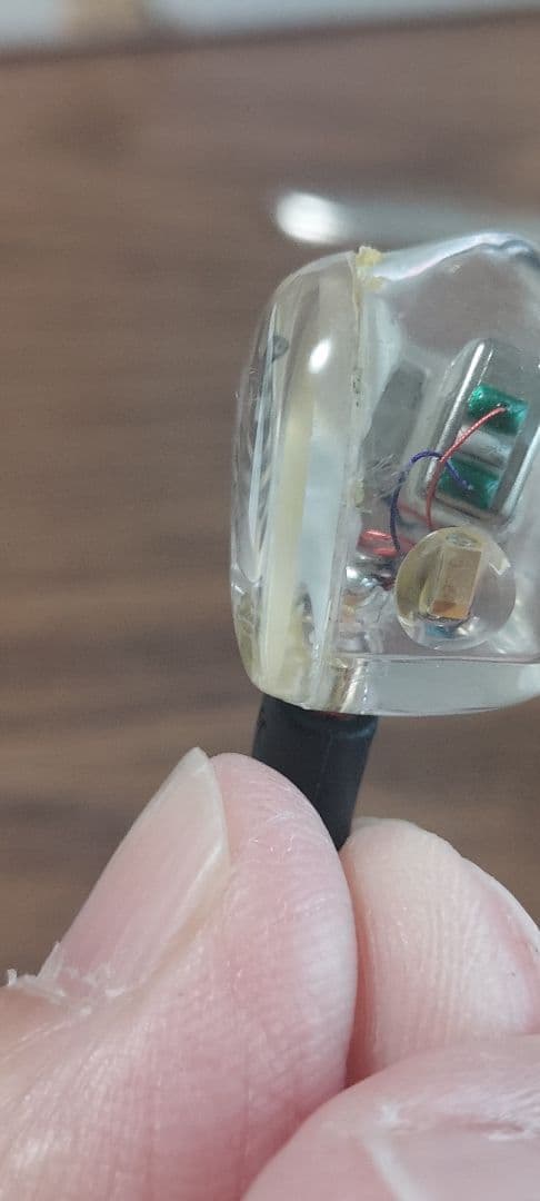 ザキヤマ Xvive エックスバイブ T9 インイヤーモニター