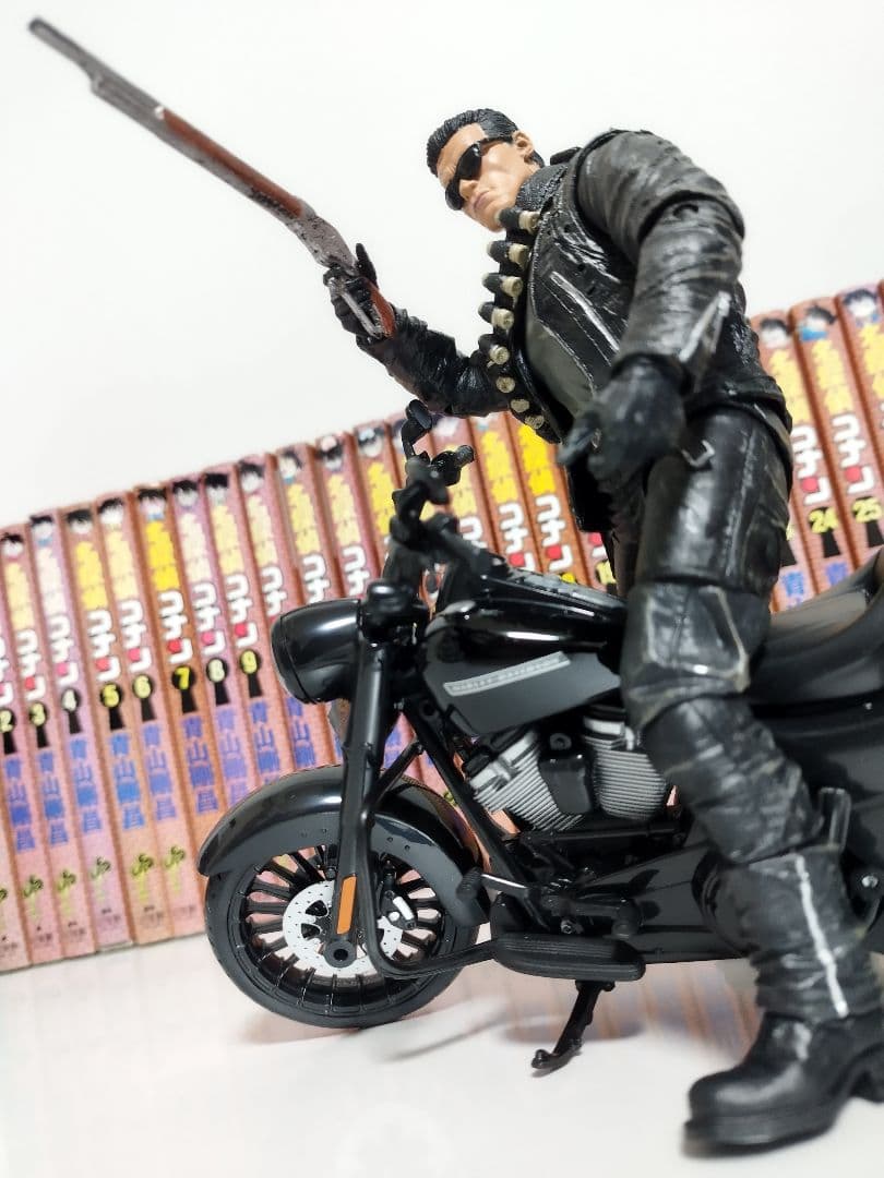 ターミネーター　T-800 フィギュア 新品