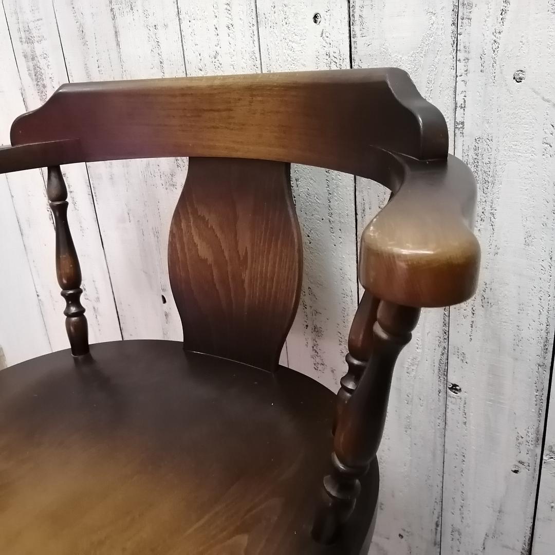 キツツキ アームチェア キャプテンチェア 肘掛け椅子 ウィンザーチェア 飛騨産業