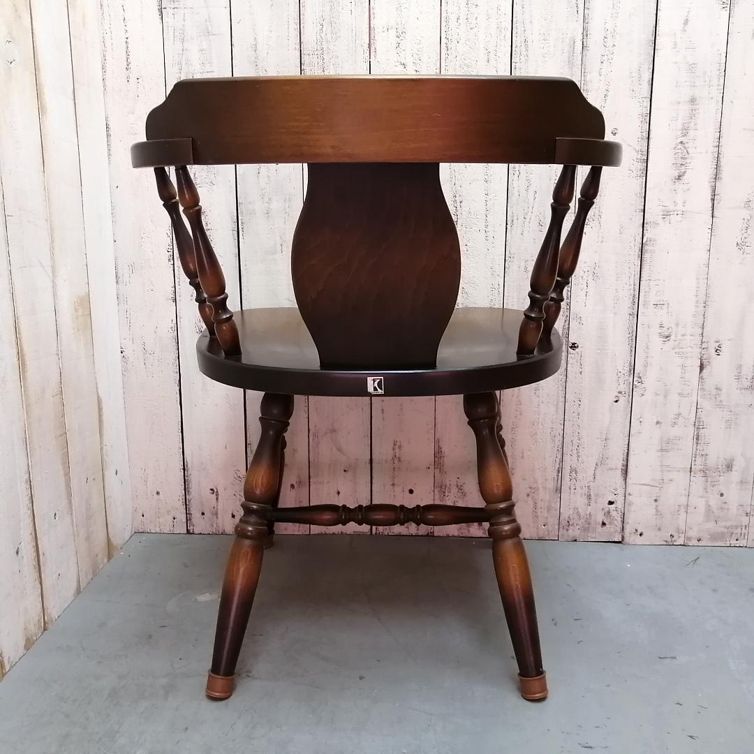 キツツキ アームチェア キャプテンチェア 肘掛け椅子 ウィンザーチェア 飛騨産業