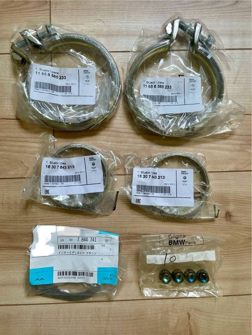 【新品・未使用】純正 F10 M5 触媒　1台分