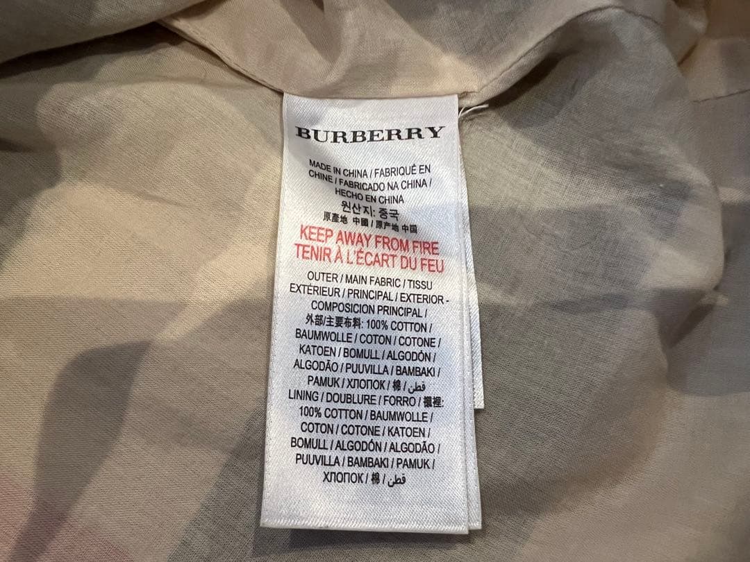 バーバリー　Burberry ワンピース　6Y