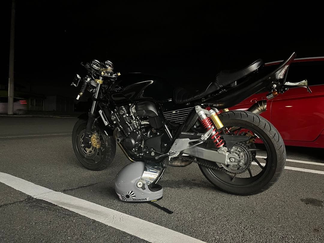 いくCB400SF NC42 テールカウル 羽 ハネテール 後期