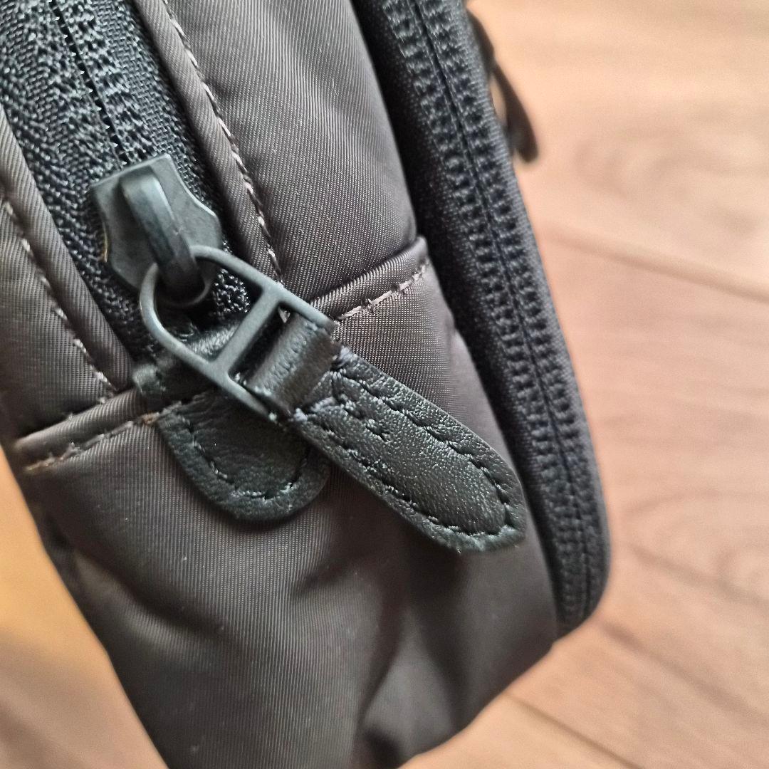 PELLE MORBIDA/ハイドロフォイル ポーチ PMO-HYD006