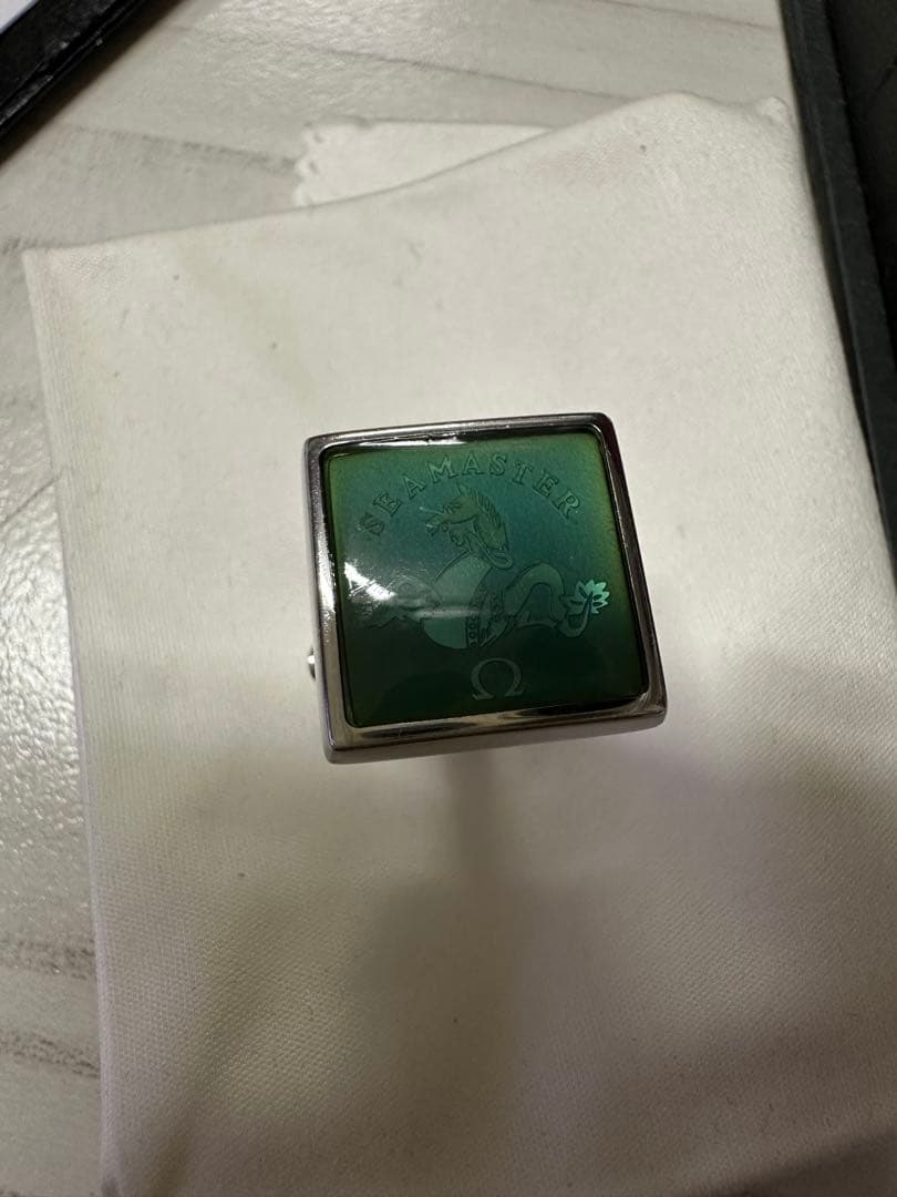 オメガ　カフス　シーマスター　グリーン×シルバー　ギャランティ付き