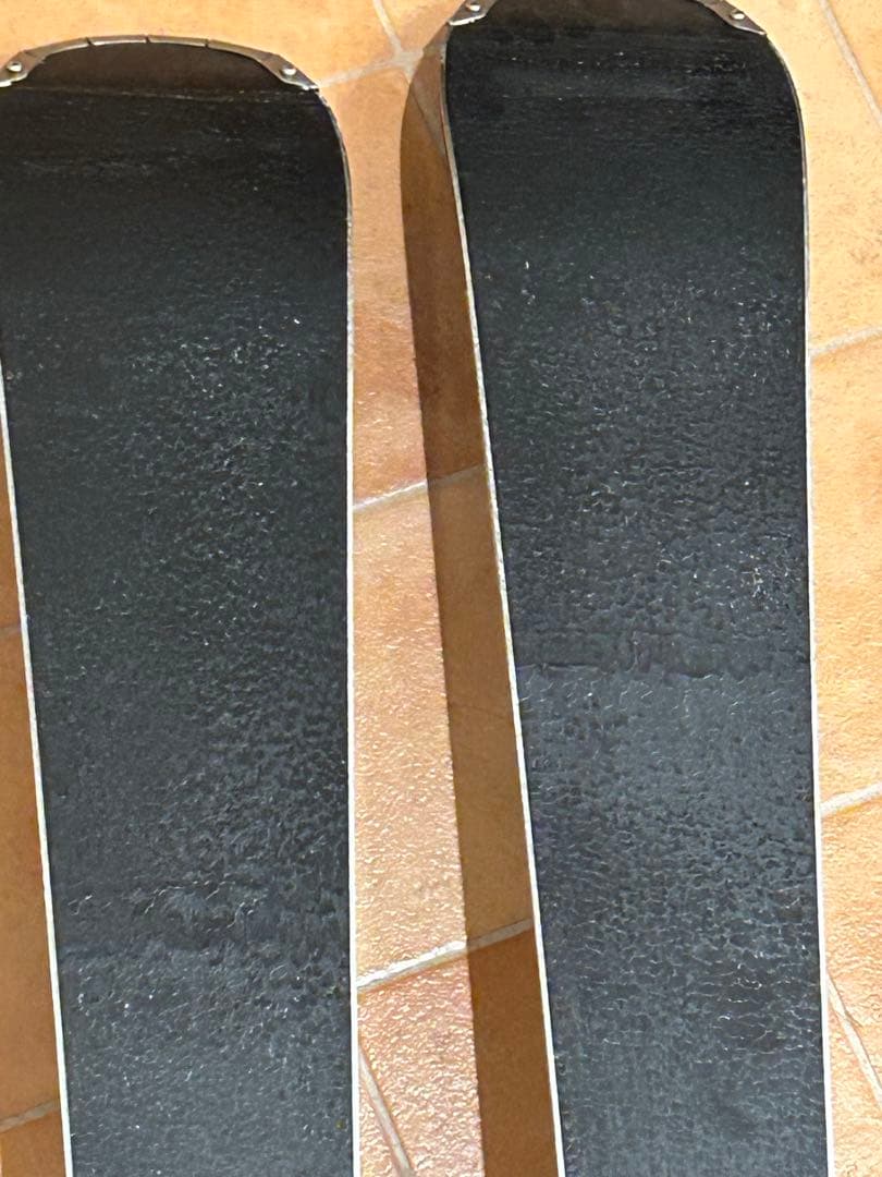 HEADスキー板　W.C. REBELS E.SLR + PR 11GW