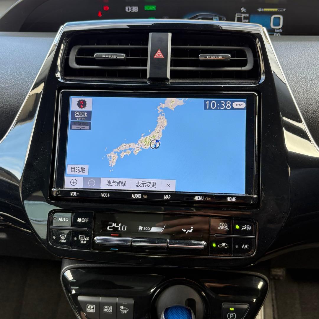 トヨタ純正　9インチナビ　NSZT-Y68T