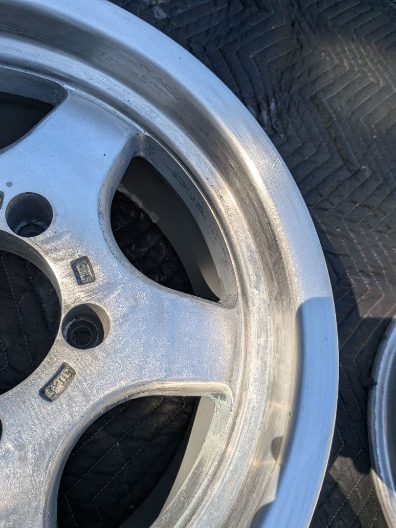 b*0様 アルミホイール 16インチ 7J 5h PCD139.7