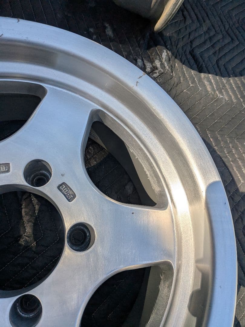 b*0様 アルミホイール 16インチ 7J 5h PCD139.7