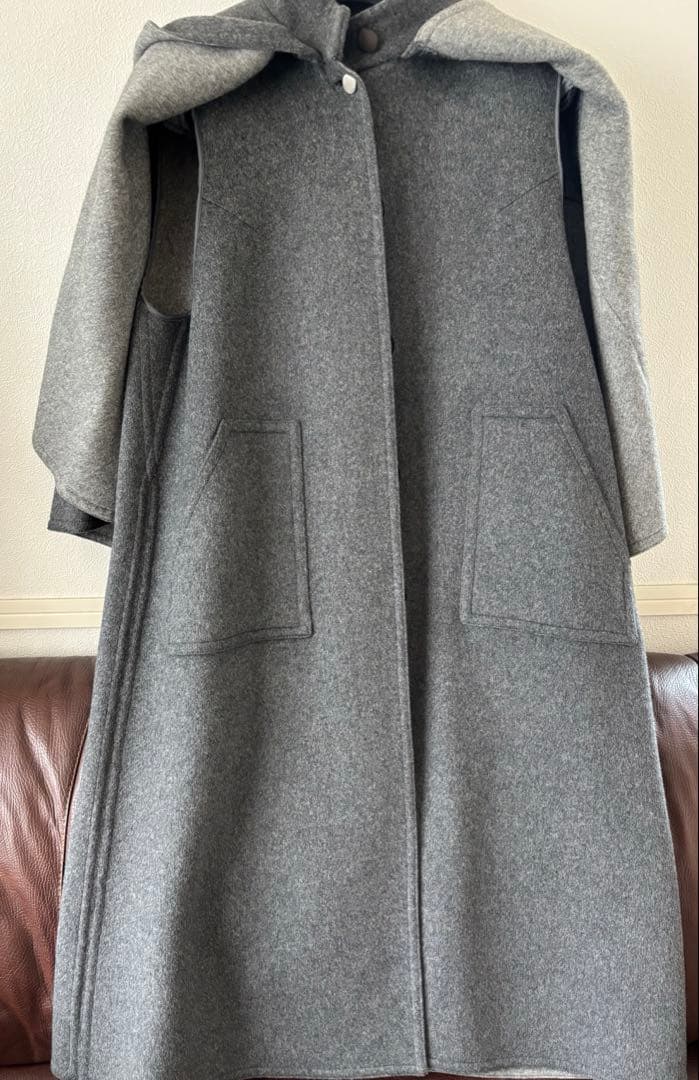 Karl Lagerfeldロングケープコート